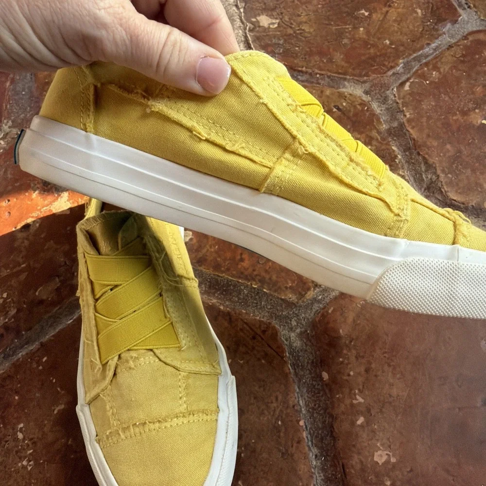 Blowfish Marley Women's Sneaker Yellow Slip On Frayed Edges 6.5
